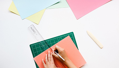What is the Differences Between Sketch Paper and Whiteboard Paper?