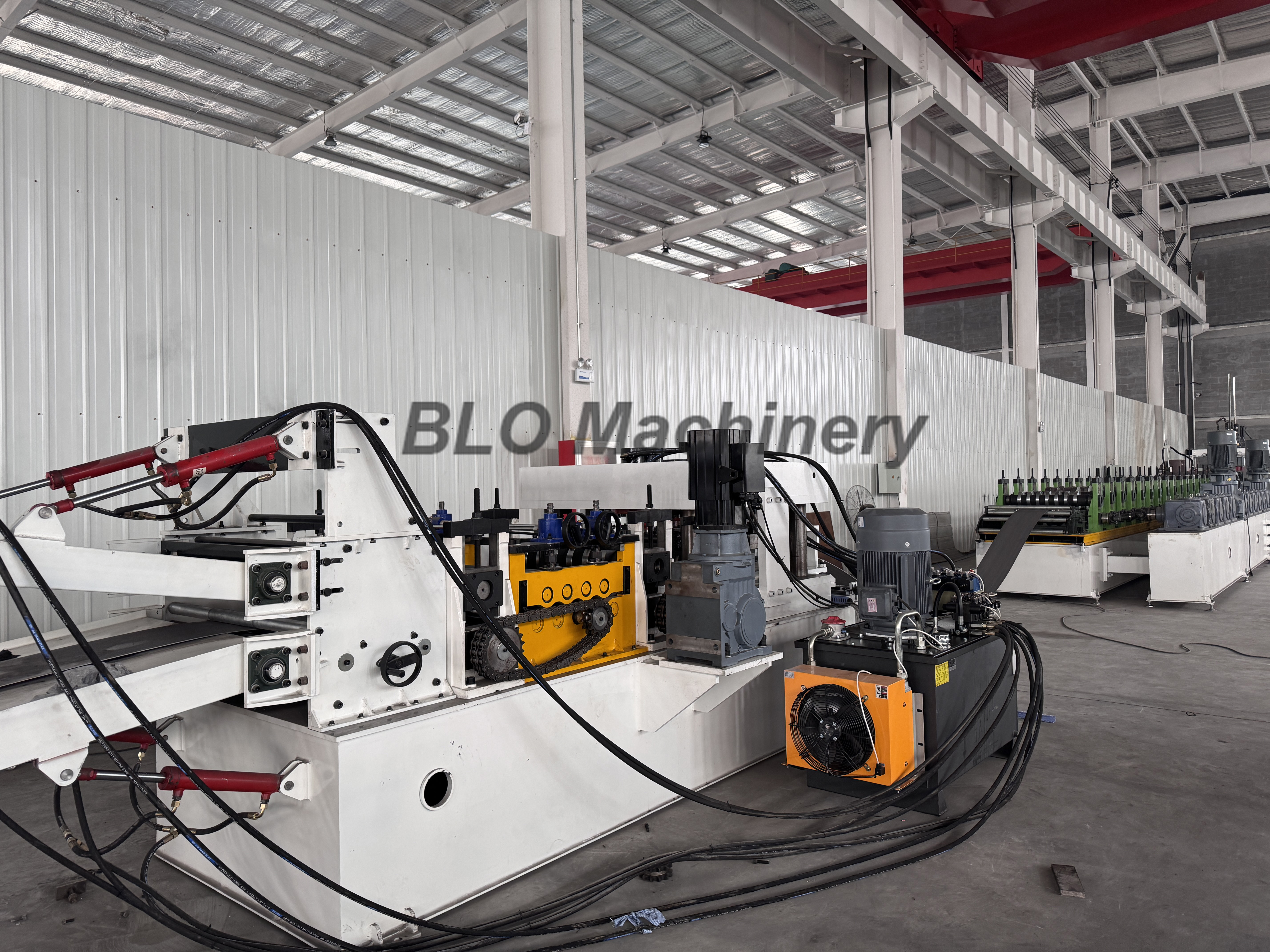 BLO Guardrail Roll Forming Machine آلة تشكيل الدرابزين BLO