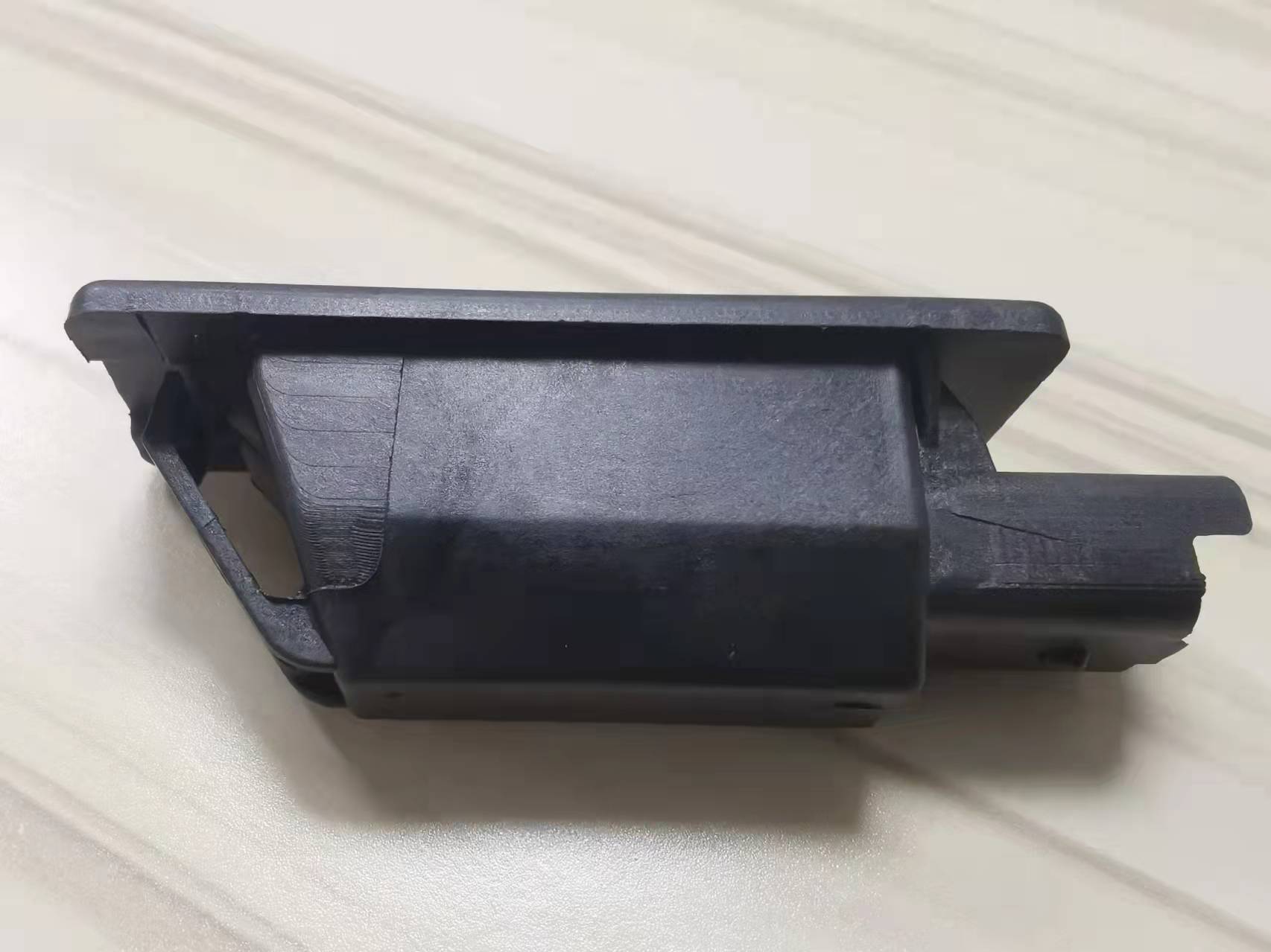 ضوء اللوحة الخلفية بيجو 206 T11 2003/بيجو 307 T53 2005/سيترون C4 2008/سيترون C3 2008/نيسان OEM:6340A5 DVD11-0503