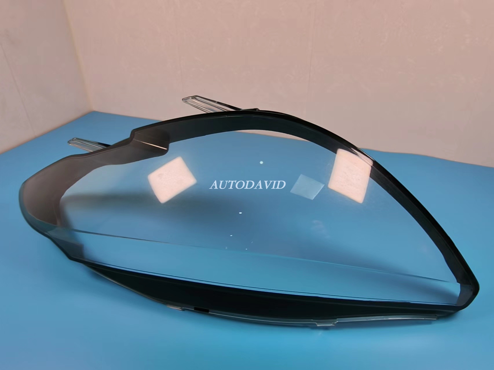 عدسة المصباح الأمامي بيجو 408 T93 2016 CN OEM:DVD30-0201-01