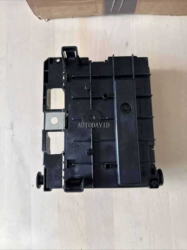 صندوق فيوز المحرك BSM الجمعية لبيجو3008 R02 R19، سيتروين C5، X7 OEM: 9809742780 9807028580 9675879380 9807028780 9807028880 9807028680 9675878280 9675878080 9675877980 HS01-042-002