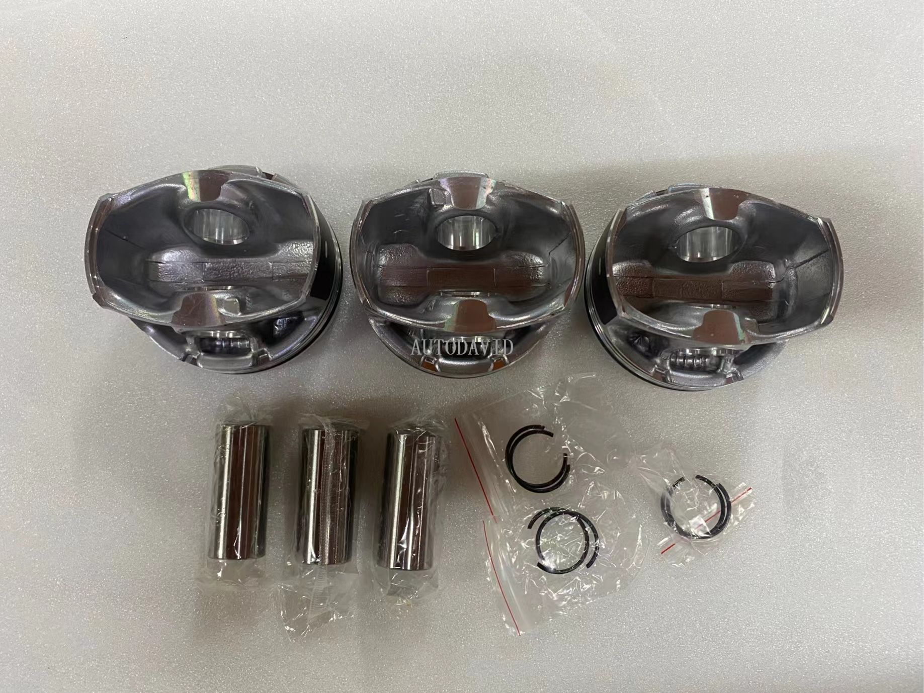 مكبس الفراء بيجو 1,2T 2008 308 308S 408 سيتروين C4 DS4 STD OEM: 1613188280 HS01-010-014