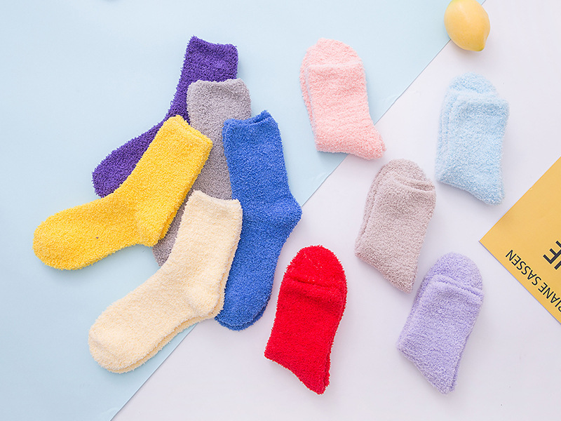 OEM/ODM Winter Fuzzy Socks Custom Logo Embroidery Female Socks Indoor Floor Thick Coral Fleece Warm women socks