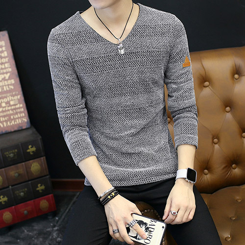 What Is the Difference between T-shirt and Undershirt?