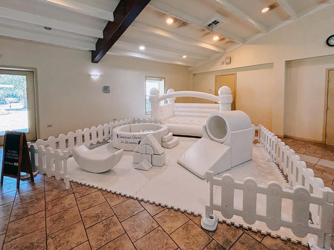 Popular design soft play package playground equipment for toddler party rental Beliebte Design-Softplay-Paket-Spielgeräte für die Vermietung von Kleinkindpartys