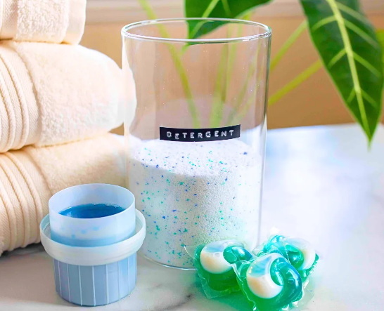Are Laundry Pods Better Than Liquid Detergent ランドリーポッドは液体洗剤よりも優れていますか