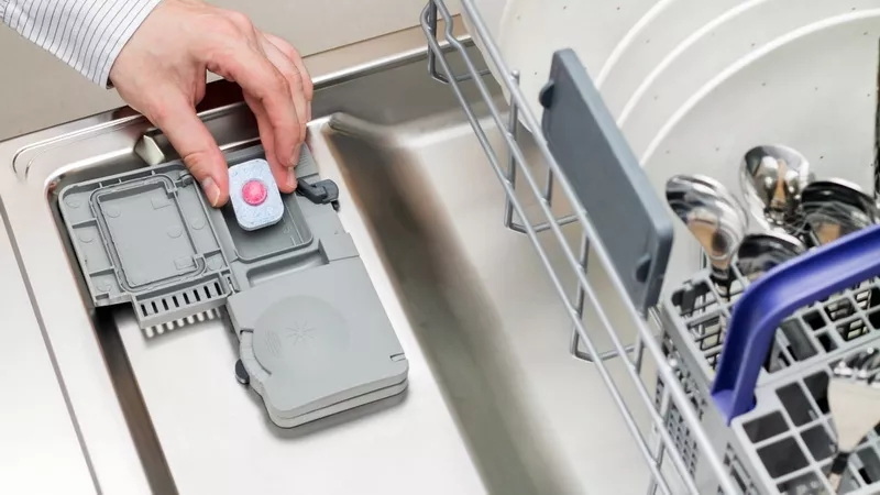 How To Put Cascade Pods in Dishwasher 캐스케이드 포드를 식기세척기에 넣는 방법