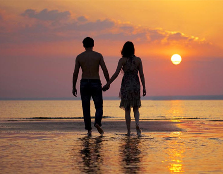 4 maneras de tener un romántico día de San Valentín en la playa