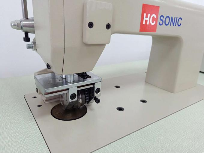 Ultrasonic cloth welding machine 1