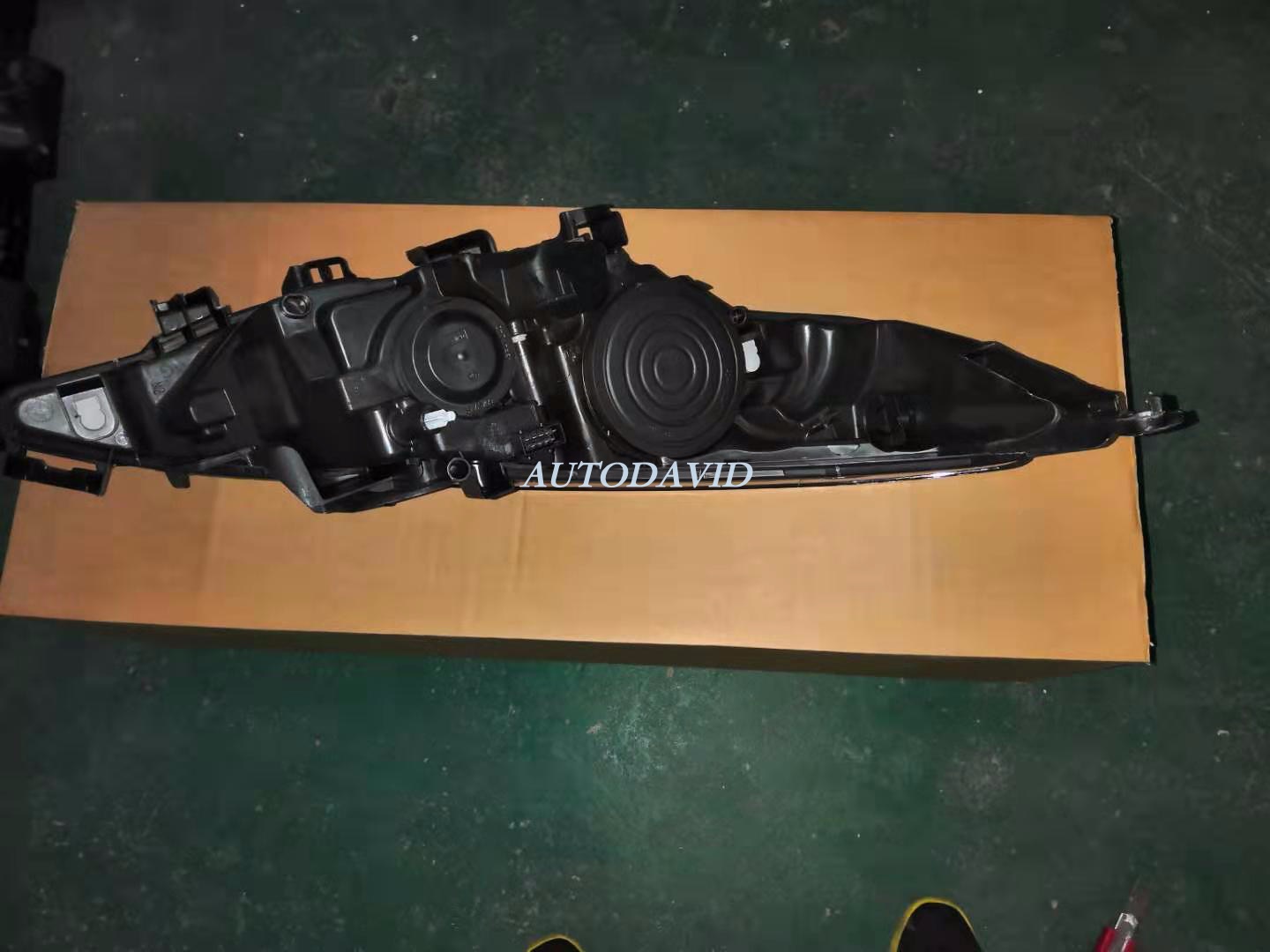 مصباح الرأس كامل بيجو 207 2004/2008 OEM: LH 620896/RH 620696 DVD43-0202