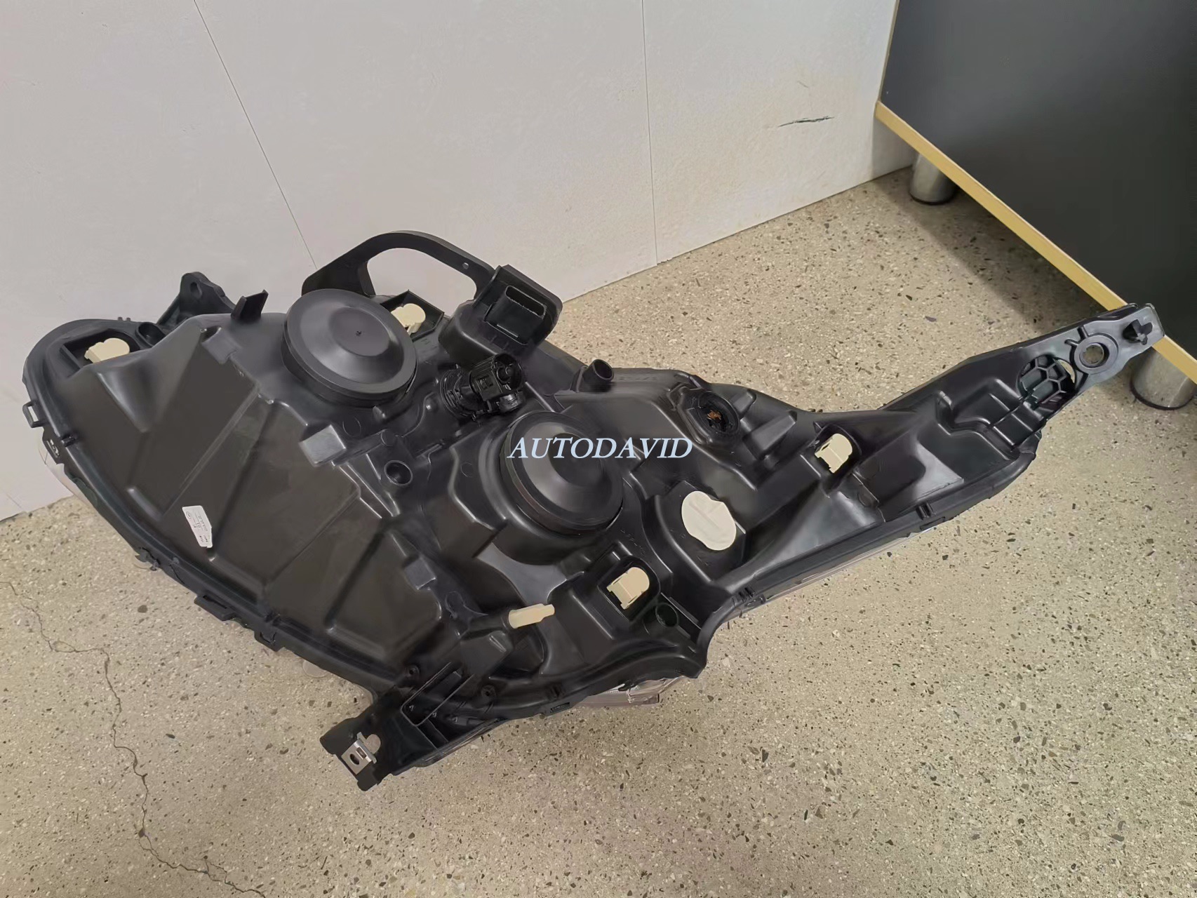 مصباح الرأس بيجو 208 2013 LH 9802221280/RH 9802221880 DVD41-0201