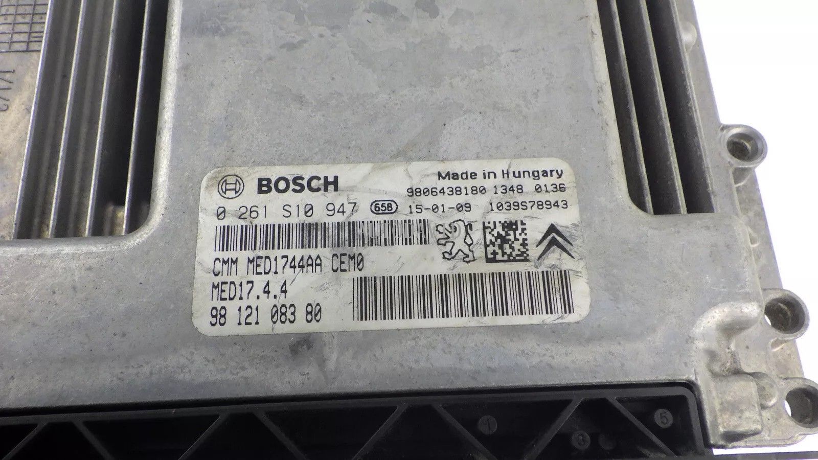 وحدة التحكم في المحرك (ECU) لـ Citroen DS3 OEM: 0261S10947، 9812108380، 9806438180 HS03-031-019