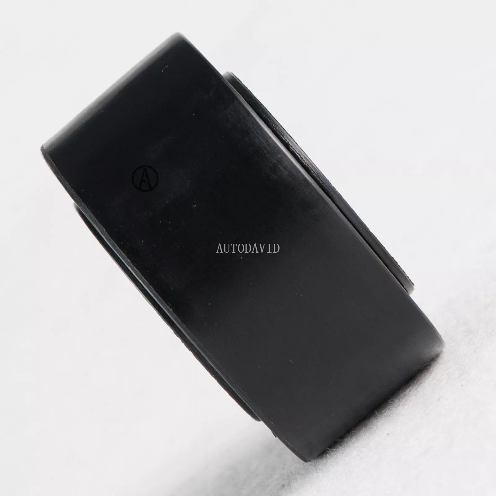 بكرة الموتر لبيجو 206 307 408 سيتروين C2 بيكاسو OEM: 5751.G3؛ 5751.98؛ 5751.C9; 96426581; 96554874; 964265581; 9642658180; 9646396080; 9655487480;9684015280; 1611422980; 16114229; T36190