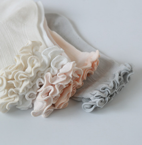 Wholesale custom sweet style cotton cute girls socks women socks
