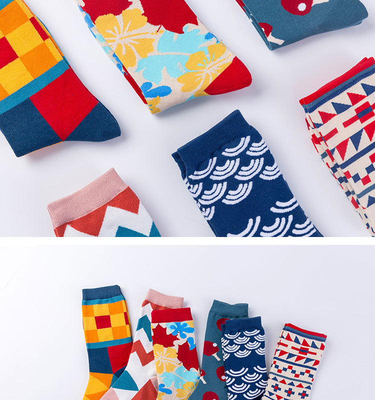 Wholesale custom logo high quality colorful funny crew cotton men socks