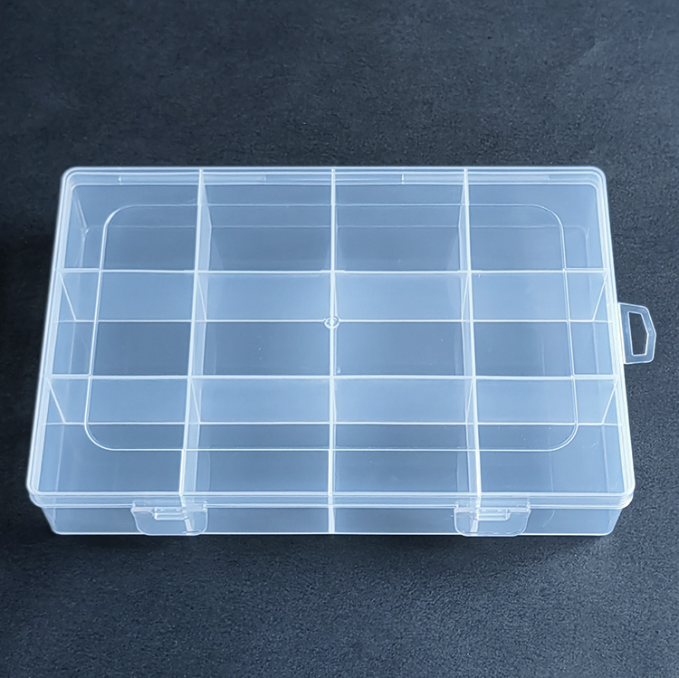 12 Grids Plastic Organizer Box 19.2x13x3.5cm