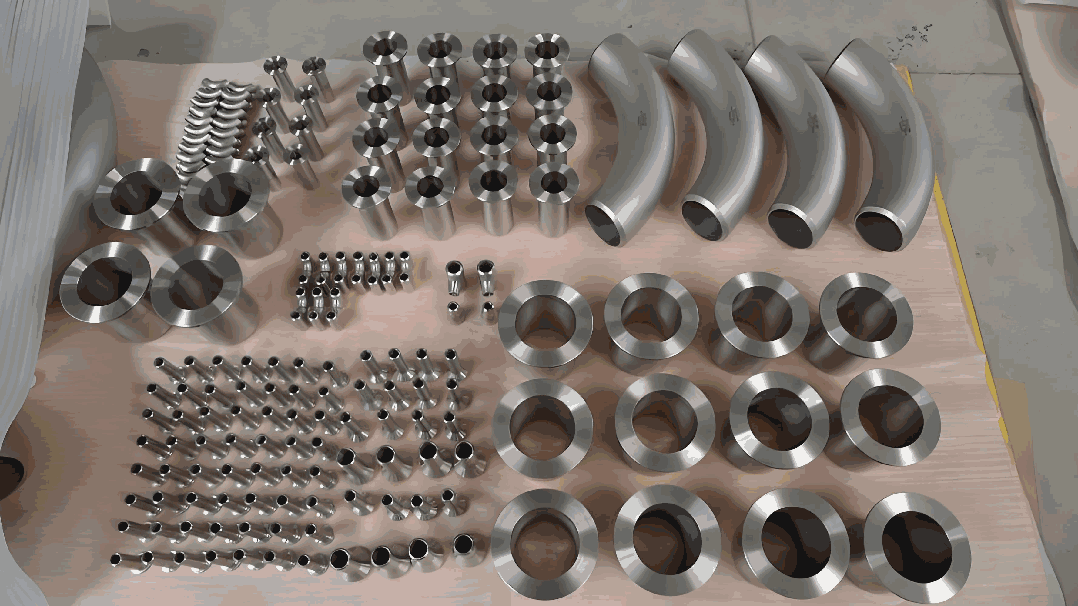 Titanium fittings Raccordi in titanio