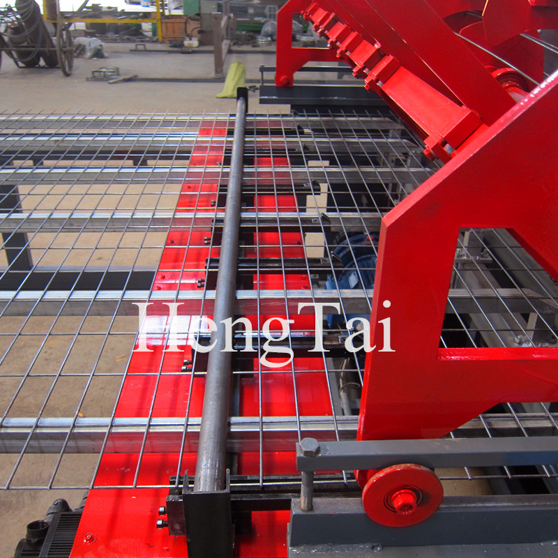 Automatic Welded Wire Mesh Fence Machine