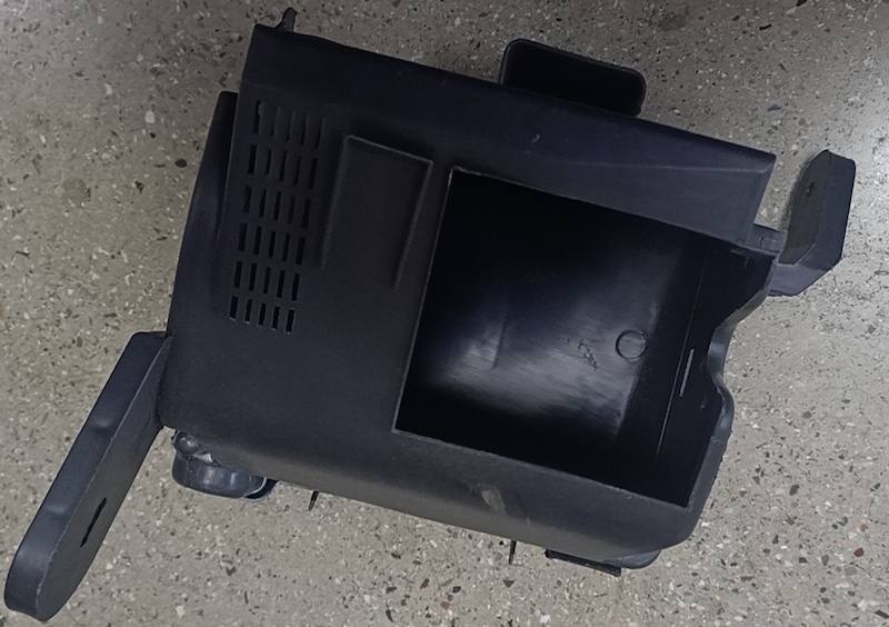 صندوق التتابع بيجو 206 T11 2006 OEM:6556Z1 DVD11-1303