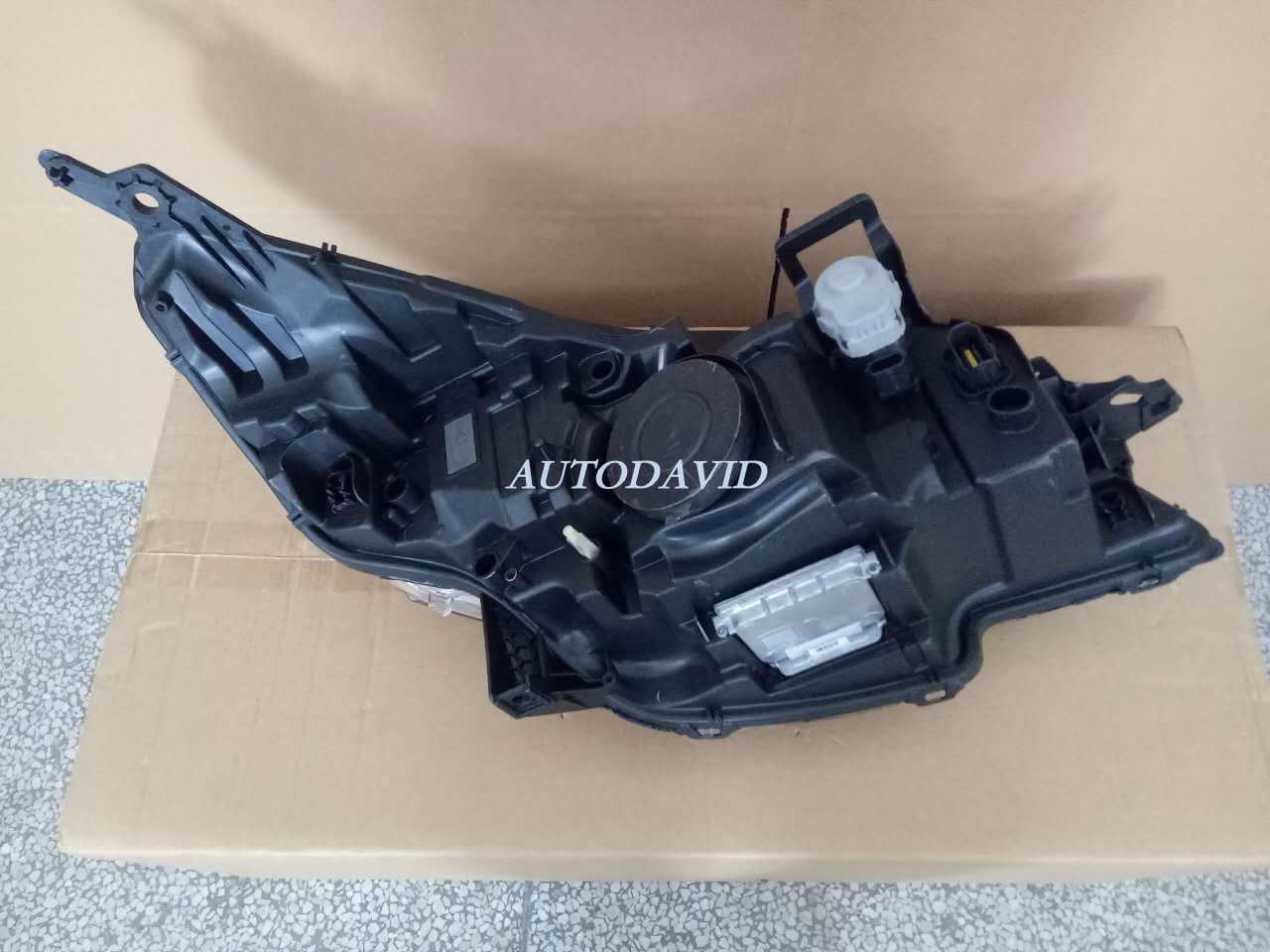 مصباح الرأس كامل عالي بيجو 508 W23 2013 OEM: LH 1613965880 /RH 1613965380 DVD16-0202