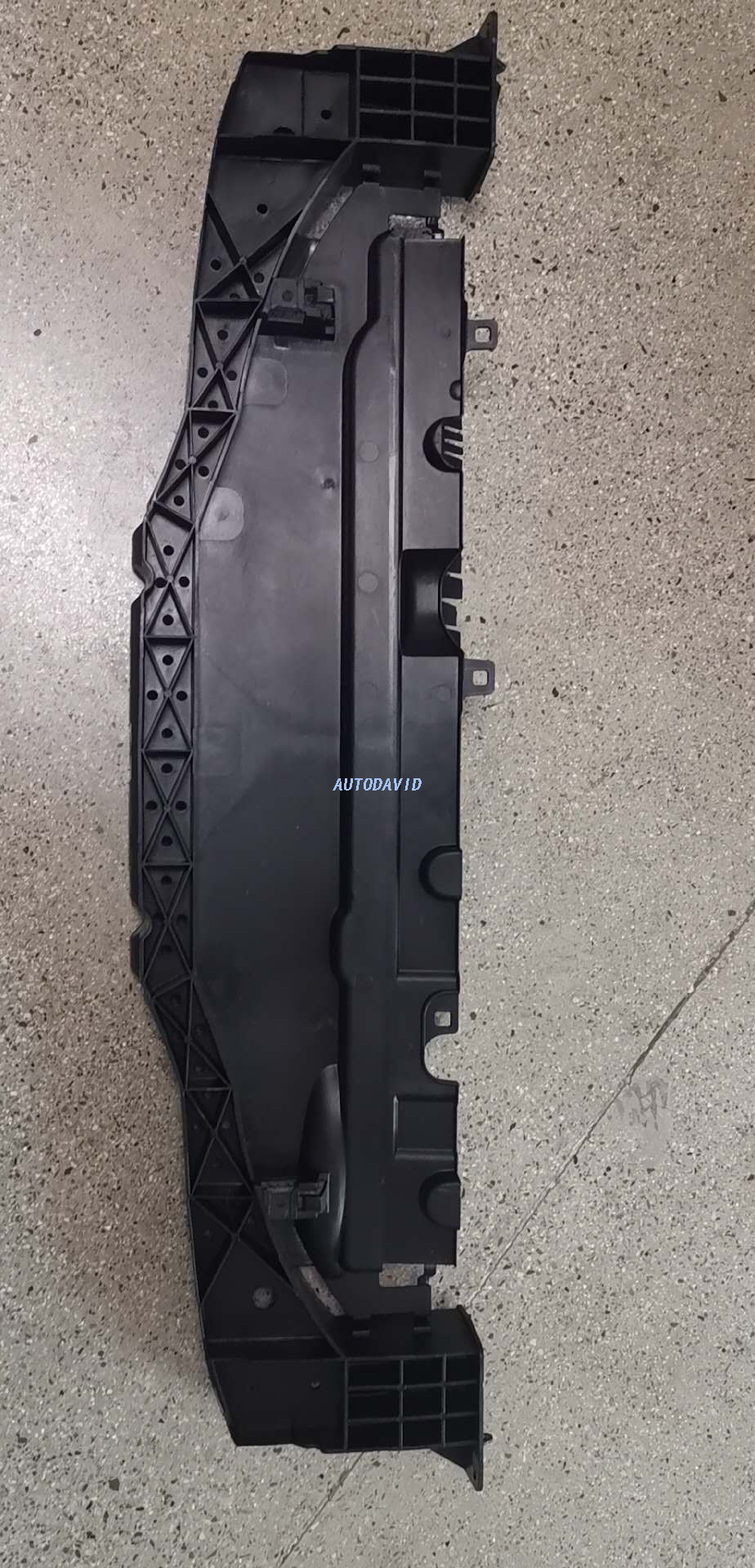 المحرك السفلي بيجو 207 2004/2008 OEM: 7422H6 DVD43-1301