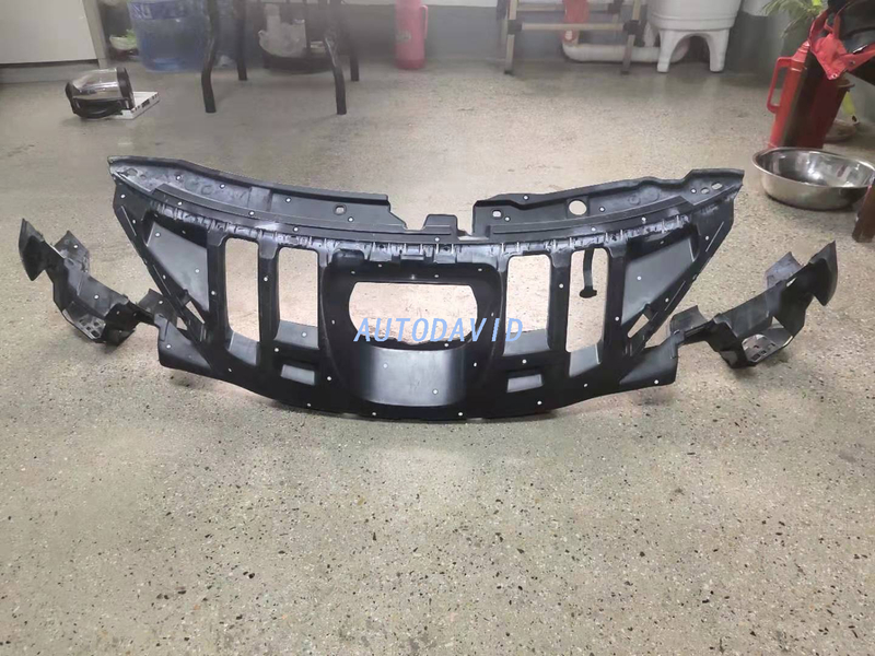 غطاء المحرك بيجو 207 2008 DVD43-0701-03