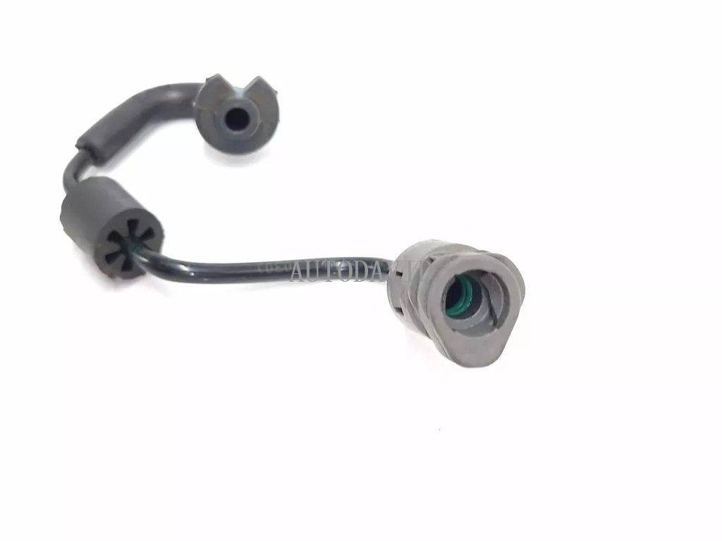 أنبوب فراغ التحكم في أنابيب خط الوقود لبيجو 5008 P87 1.2T OEM: 9804306280 HS02-023-056