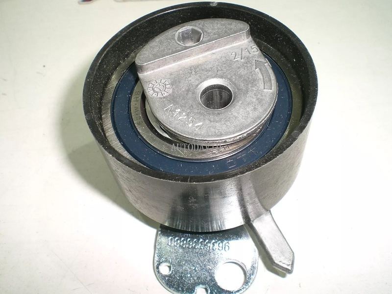 بكرة شداد حزام التوقيت لبيجو 306، 406/1.8 ط 16 فولت. XU7JP4 OEM: 082969 082023، 082978، 082979، 96353368، 96370580 9637058080 HS01-011-018