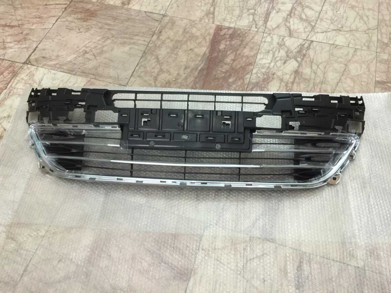 الشبكة الأمامية كاملة CN PEUGEOT 408 T73A 2013 OEM:(前中网总成,标致408,编号:T73A,2013年产,中国规) DVD27-0701-02