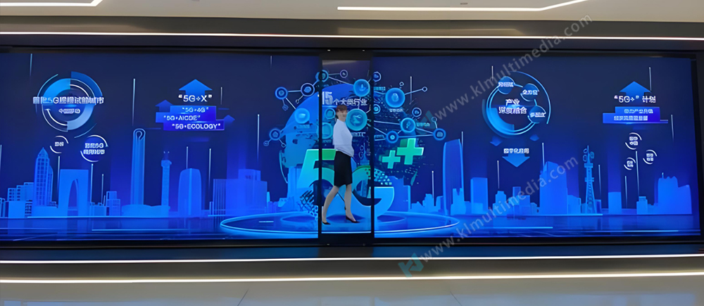 Slide screen display 2