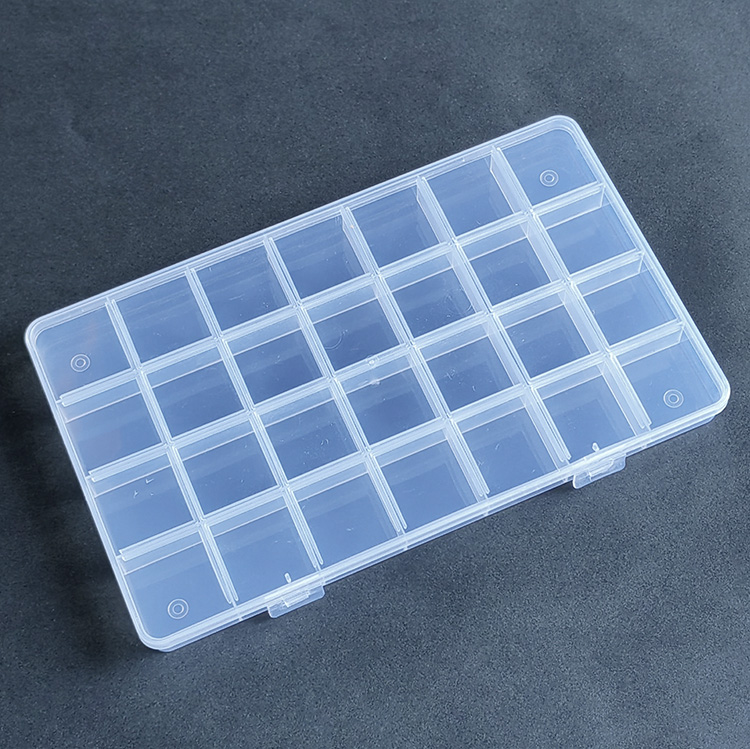 28 Grid Plastic Organizer Box 22x13x1.9cm