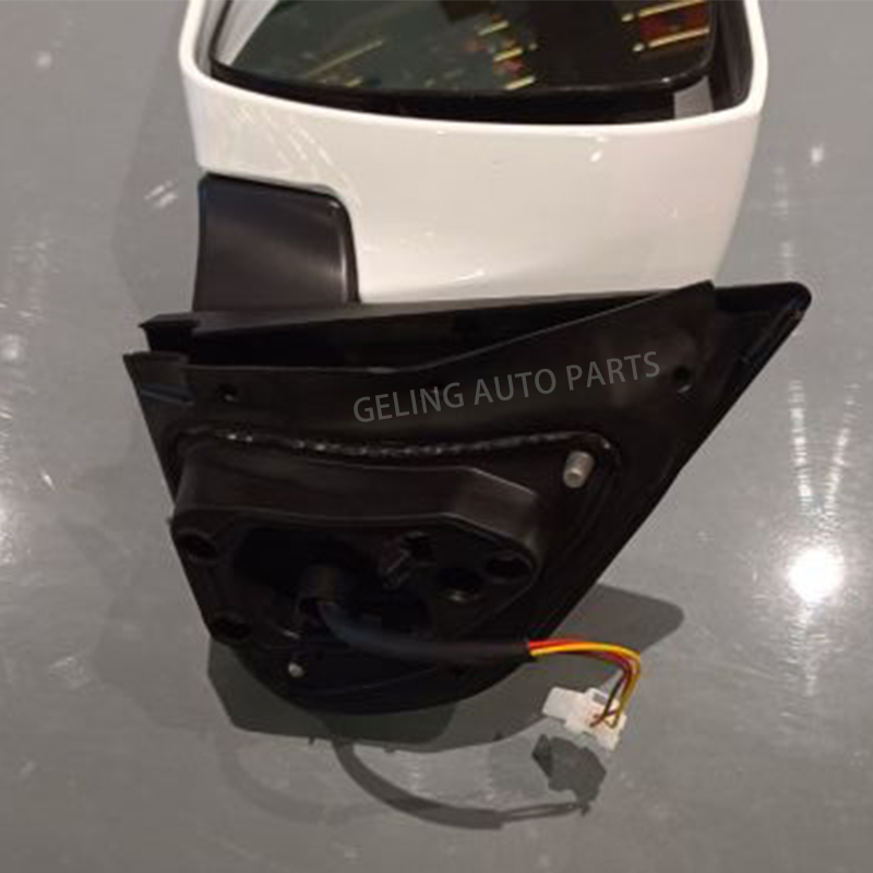 GL-017-411 (6) Specchietto retrovisore per Isuzu DMAX 2020