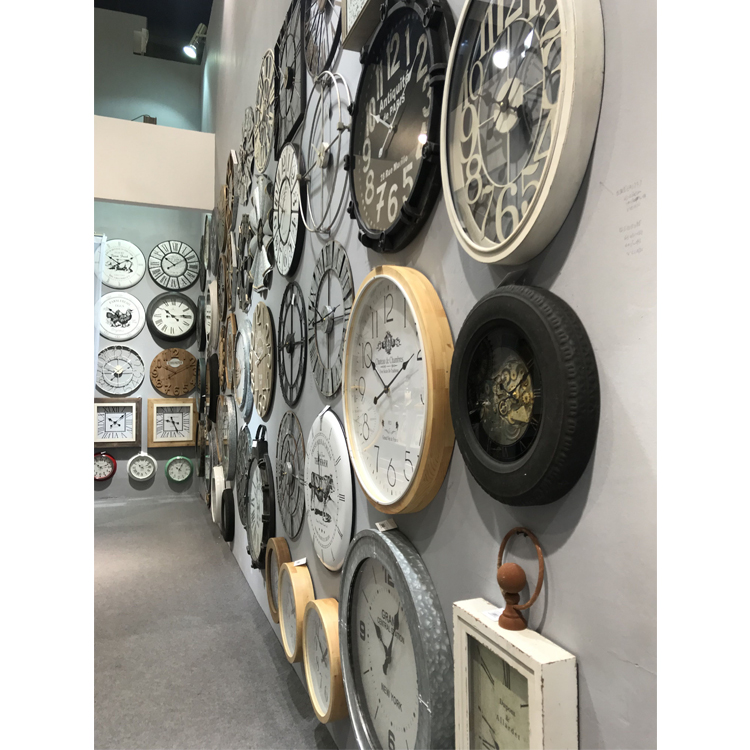 Luxury Quality Creative Decorative Metal Art Craft Wall Clock