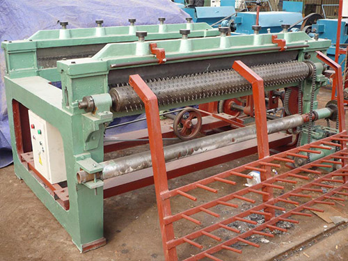 Small Hexagonal Wire Netting Machine NW Series