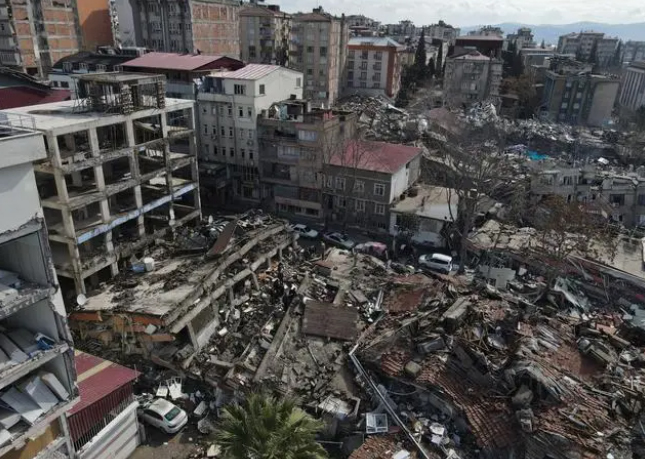 土耳其地震已致超2万人遇难 无人机开辟空中通道助力地震救援