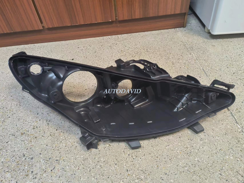 غطاء مصباح الرأس بيجو 207 2004/2008 OEM:DVD43-0201-02