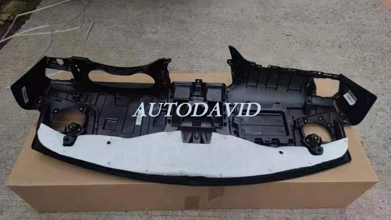 لوحة القيادة PG301 M33 2013 OEM:98048854ZD DVD09-1401