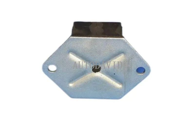 دعم جبل المحرك لبيجو 404,504,505. تصنيع المعدات الأصلية: 180725 180721 8071251 HS01-015-082