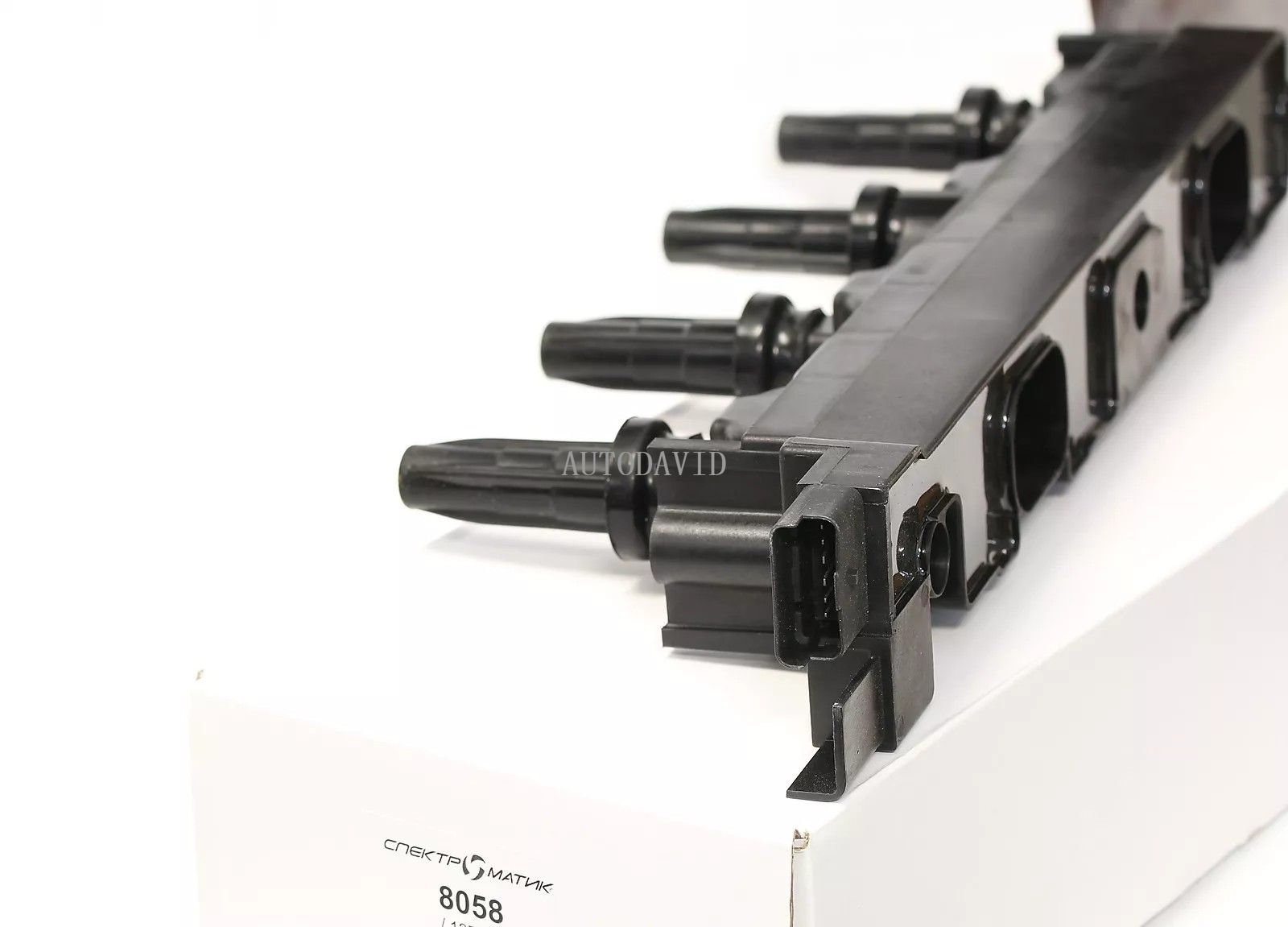 ملف الإشعال لبيجو 206 207 307/2.0(EW10J4S)، 406 407 607/2.2(EW12J4) OEM: 597084 597076 5970A5 9635172580 9645333180 HS01-040-015