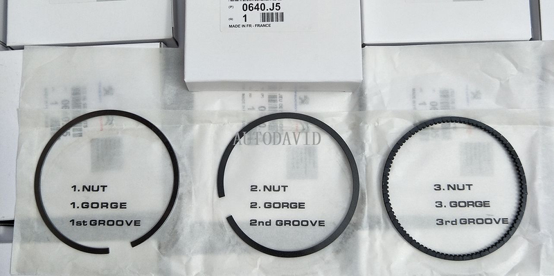 حلقة المكبس لبيجو 306 405 406 806-1.8 83.0 مللي متر المحرك XU7JP4 OEM: 0640J5 9632837680 9626649580 9624507980 GOETZE:08-323400-00 HS01-010-024