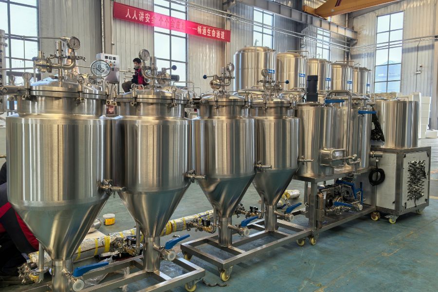 What's the Best Beer Brewing Equipment for Beginners? An Expert's Guide ለጀማሪዎች በጣም ጥሩው የቢራ ጠመቃ መሳሪያ ምንድነው? የባለሙያዎች መመሪያ