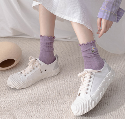 Wholesale fashion cotton girls long colorful slouch socks womens tube breathable sports women socks