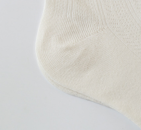 Wholesale custom sweet style cotton cute girls socks women socks