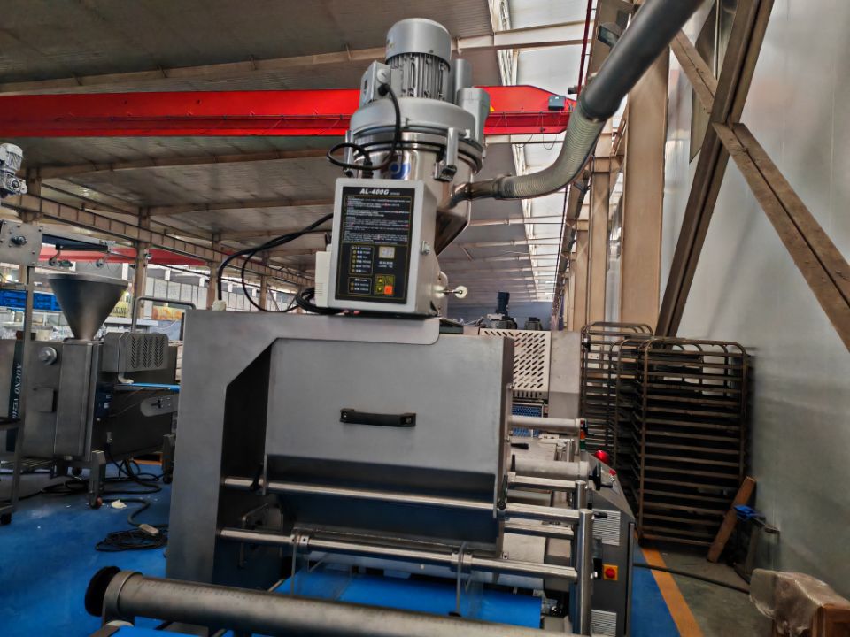 toast moulder toast moulder