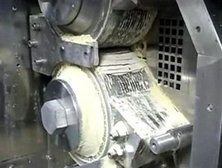 Dry Rolling Granulator 2 Granulador de laminación en seco 2
