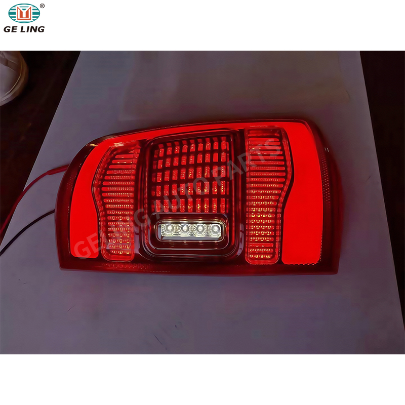 Dodge RAM 1500 2500 3500 Rear Light دودج رام 1500 2500 3500 ضوء خلفي