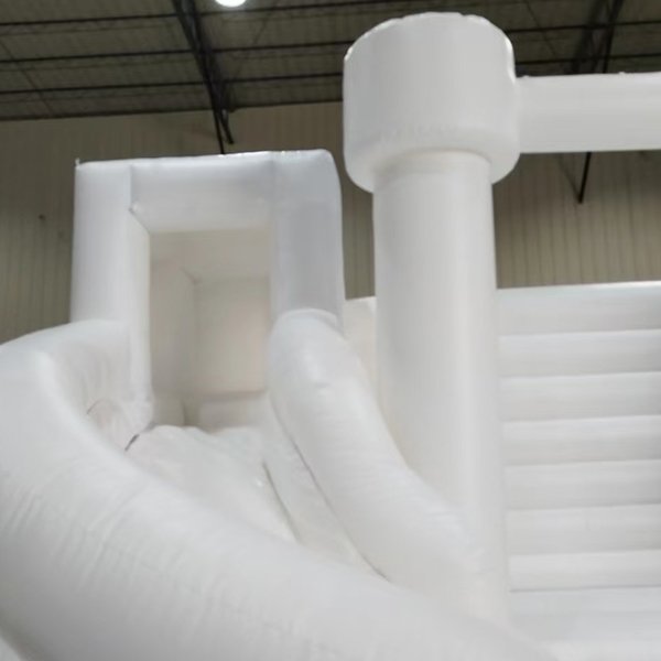 Premium White Inflatable Bouncer Castle Slide for Events Distributor Etkinlikler Dağıtıcısı için Premium Beyaz Şişme Fedai Kalesi Slayt
