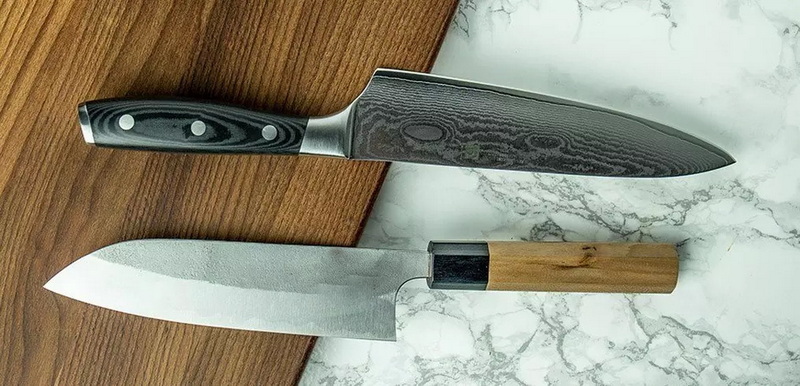 Forged Kitchen Knife vs Damascus Knife Couteau de cuisine forgé vs couteau damas