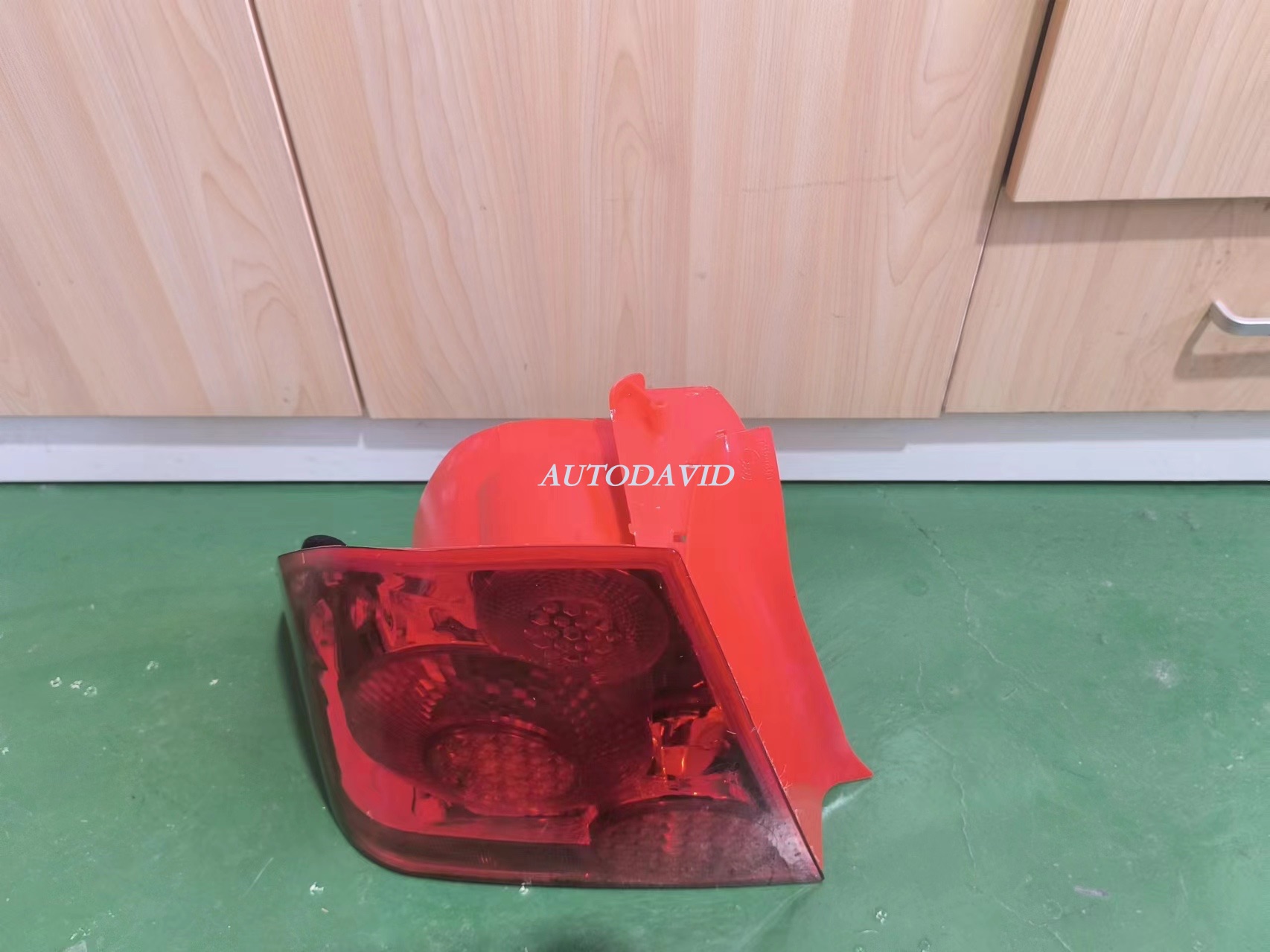 المصباح الخلفي بيجو 307 2007 T63 OEM: LH 6350EQ/RH 6351EQ DVD13-0301-01