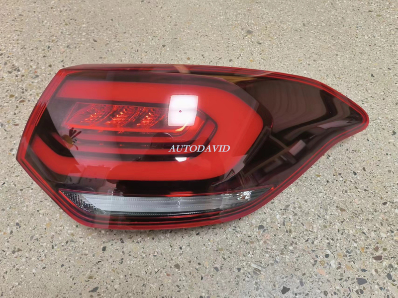 مصباح الذيل الخارجي الكامل CITRON C4L B73R 2017 CN OEM: LH YL00144980/RH YL00144880 DVD2606-0301 